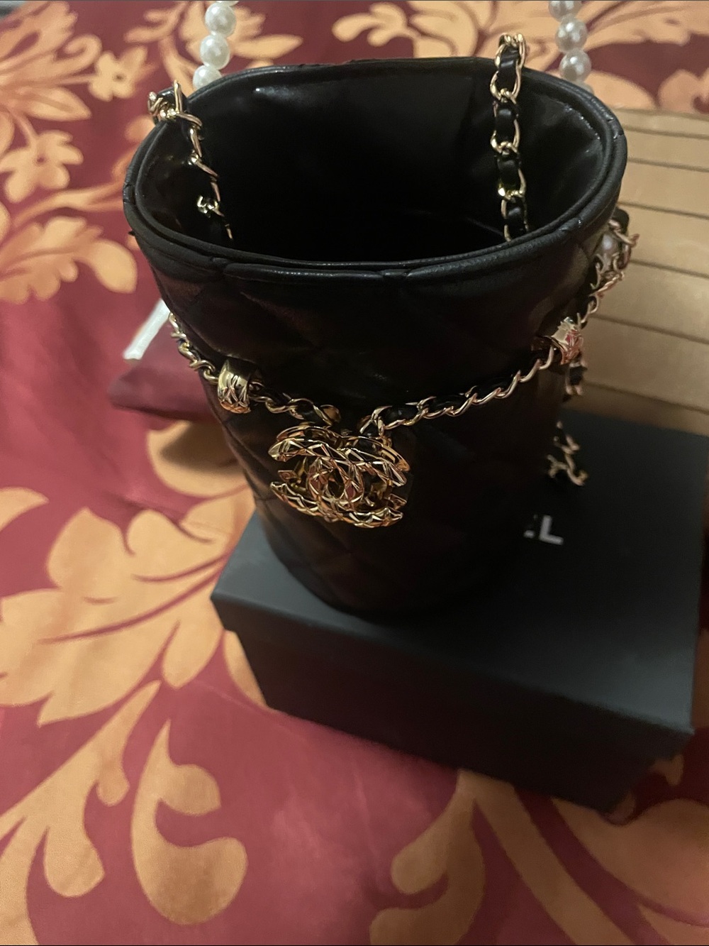 GWP Black Quilted Lambskin Mini Bucket with Gold Chain and Pearl Strap - Picture 16 of 17